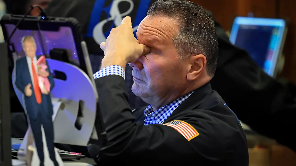 Wall Street unter Druck durch fallende Tech-Aktien und steigende Ölpreise