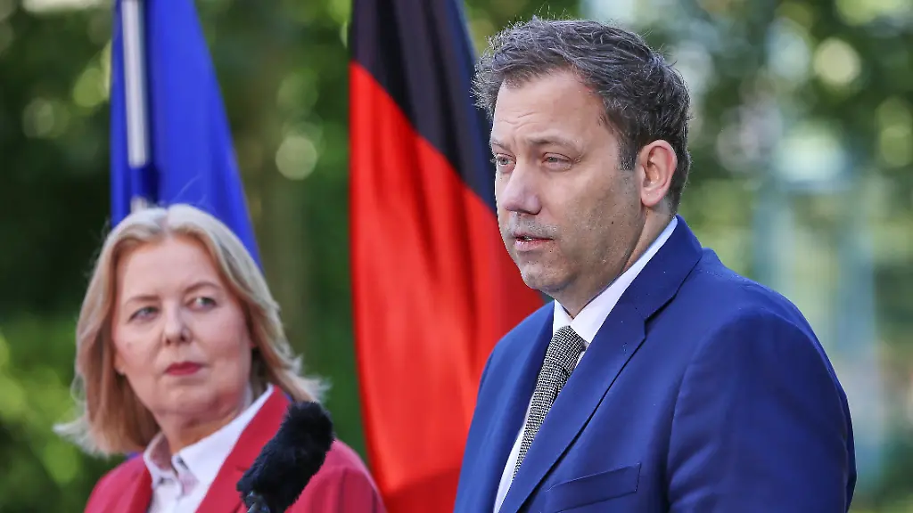 SPD-Spitzen rudern zurück: Relativierung der Attestpflicht