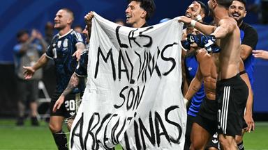 Politische Kontroversen bei der argentinischen Siegesfeier nach WM-Halbfinale