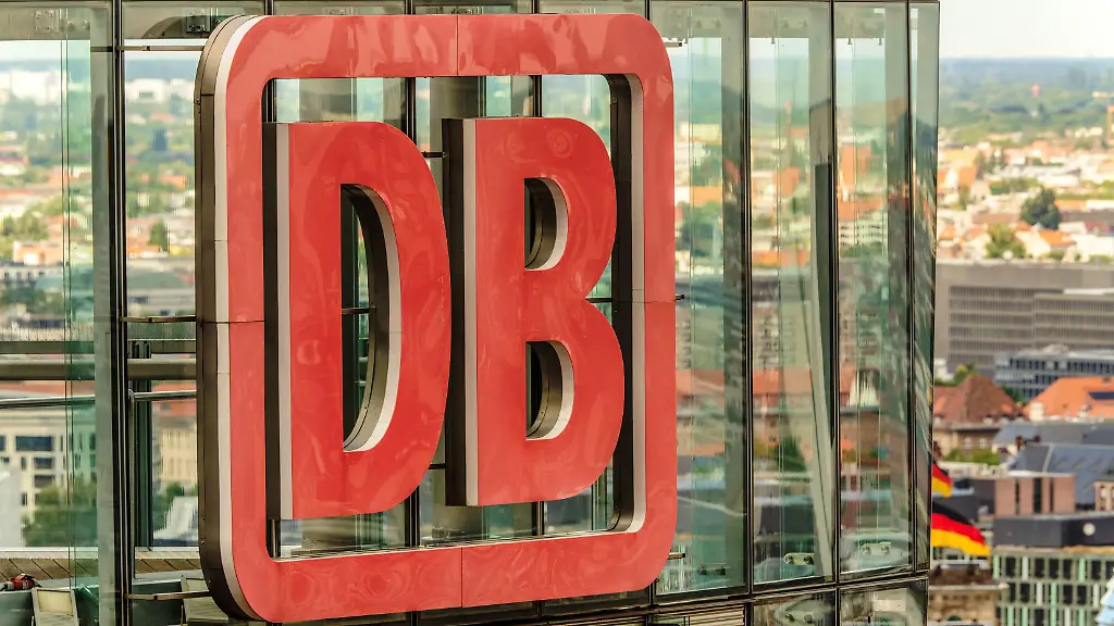 Deutsche Bahn verbucht Gewinn und Fahrgastrekord im ersten Halbjahr 2026
