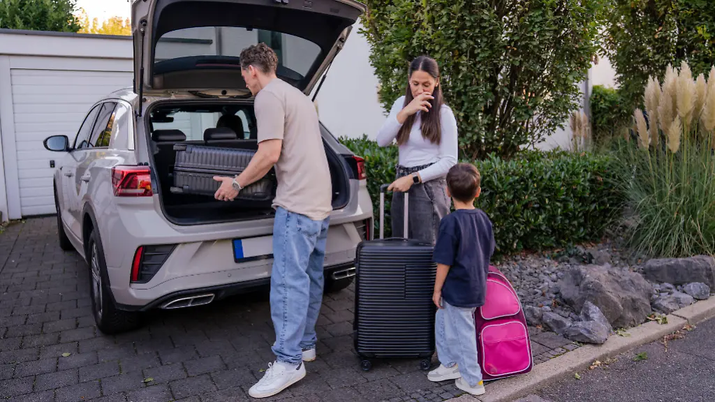 Autoausrüstung für den Urlaub laut ADAC