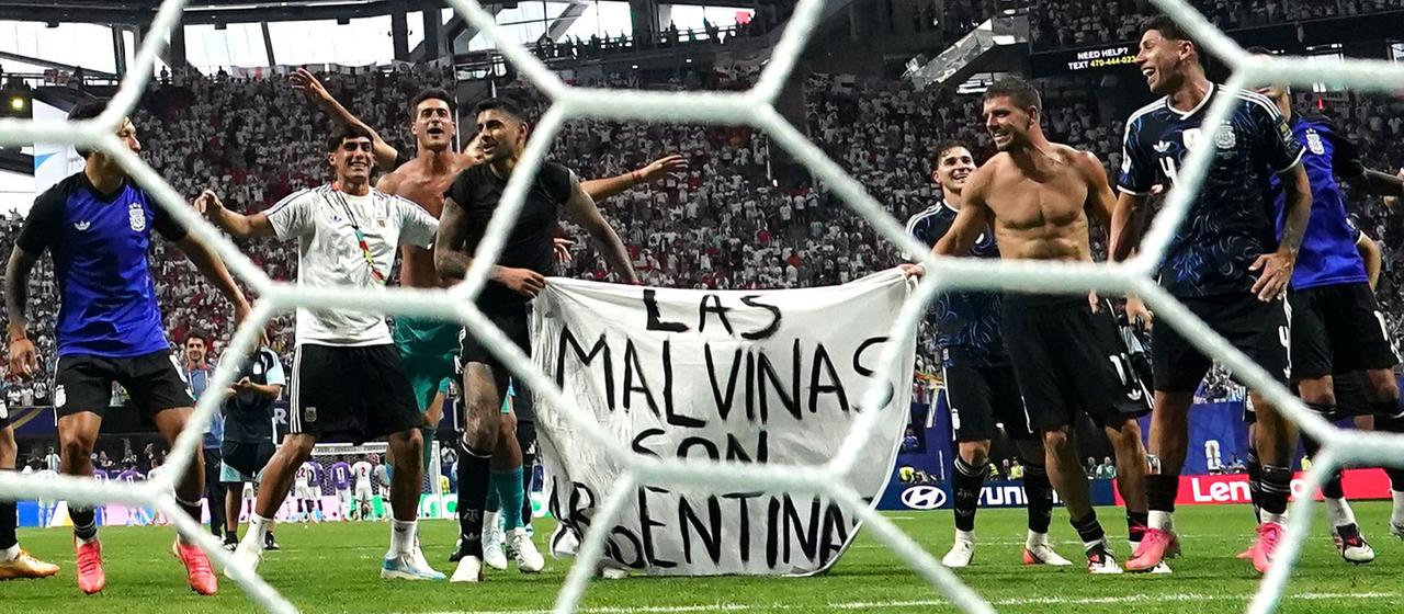 Argentiniens WM-Halbfinale löst politische Debatte aus