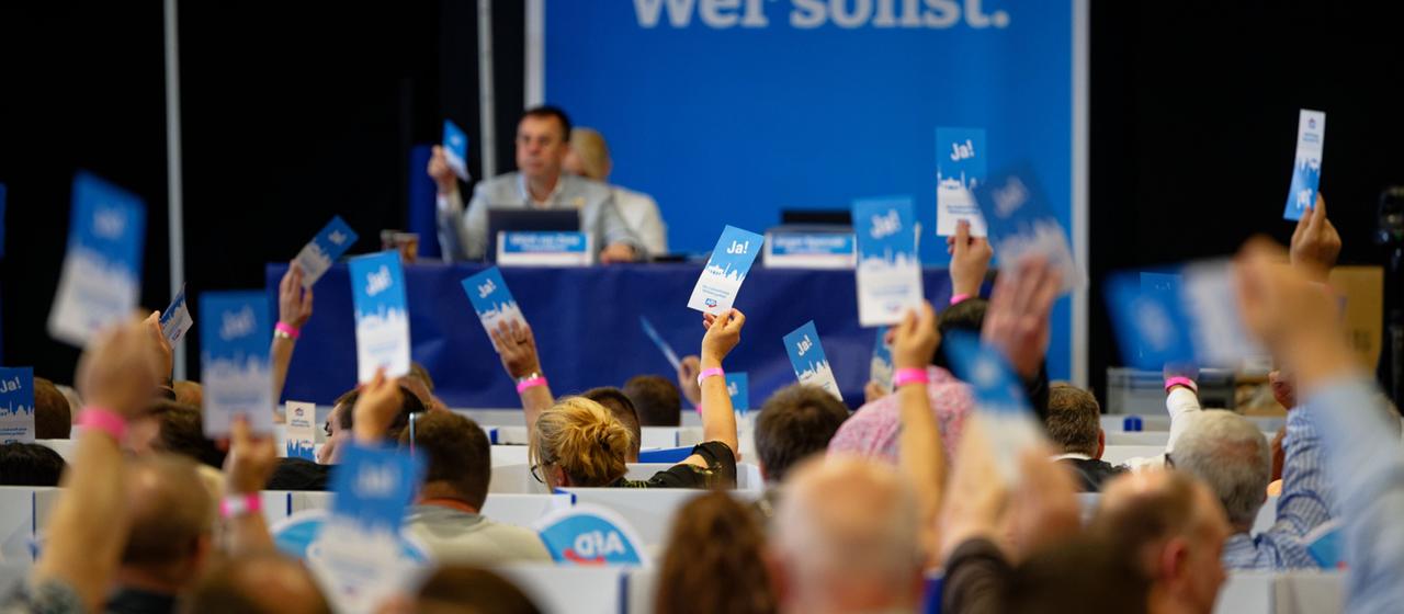 Machtkampf in der NRW-AfD: Herausforderungen und mögliche Folgen