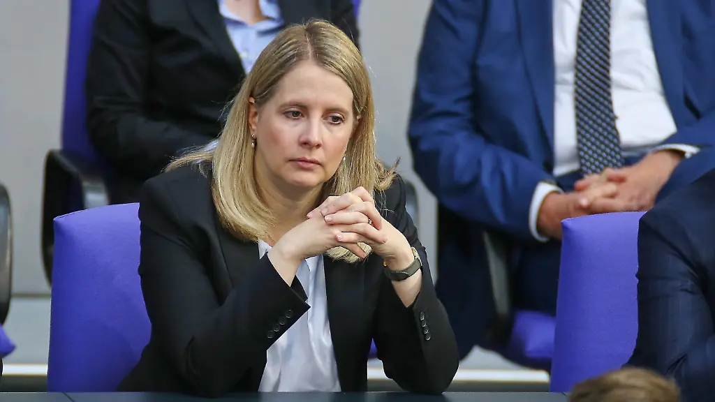 Widerstand gegen Hubertz’ Wohngeld-Kürzungspläne