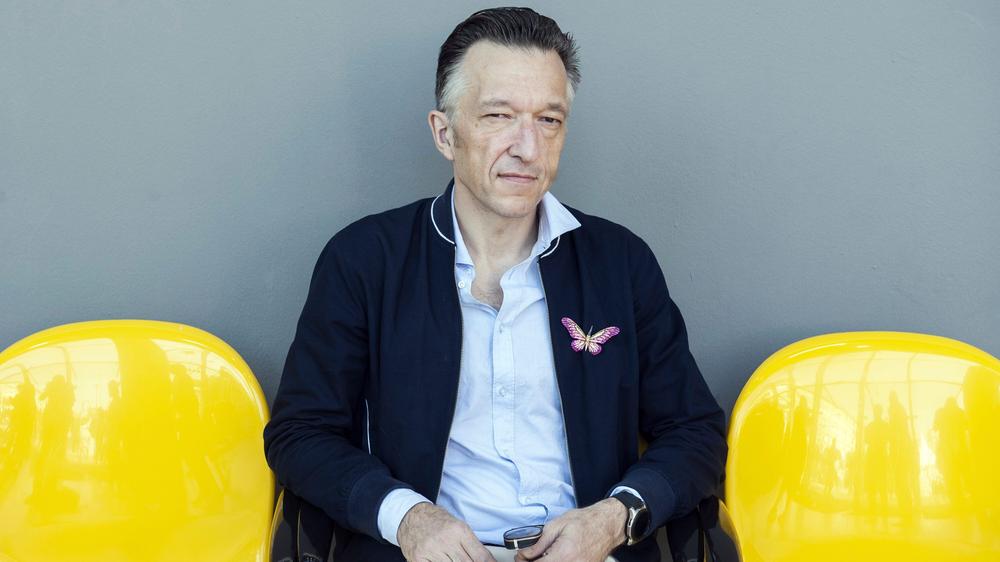 Lukas Bärfuss: Eine Kindheit ohne Liebe