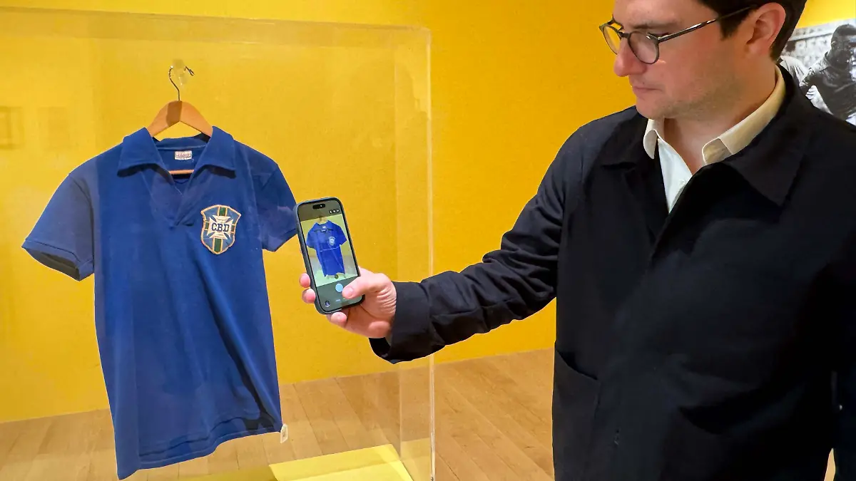 Pelés Weltmeister-Trikot erzielt Millionenbetrag und Deutsche Beteiligung im WM-Finale