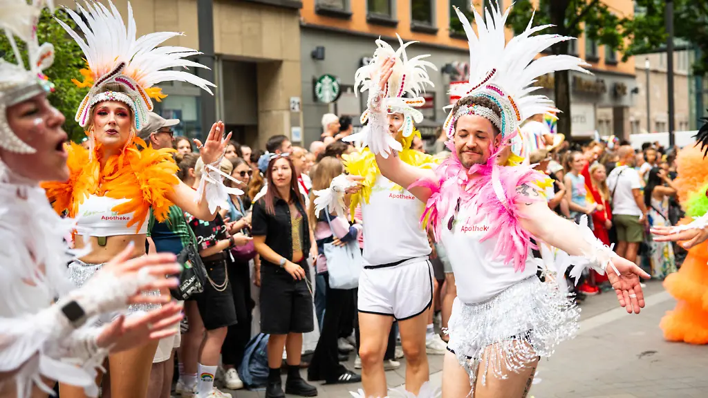 Gemeinschaft und Solidarität beim Kölner CSD