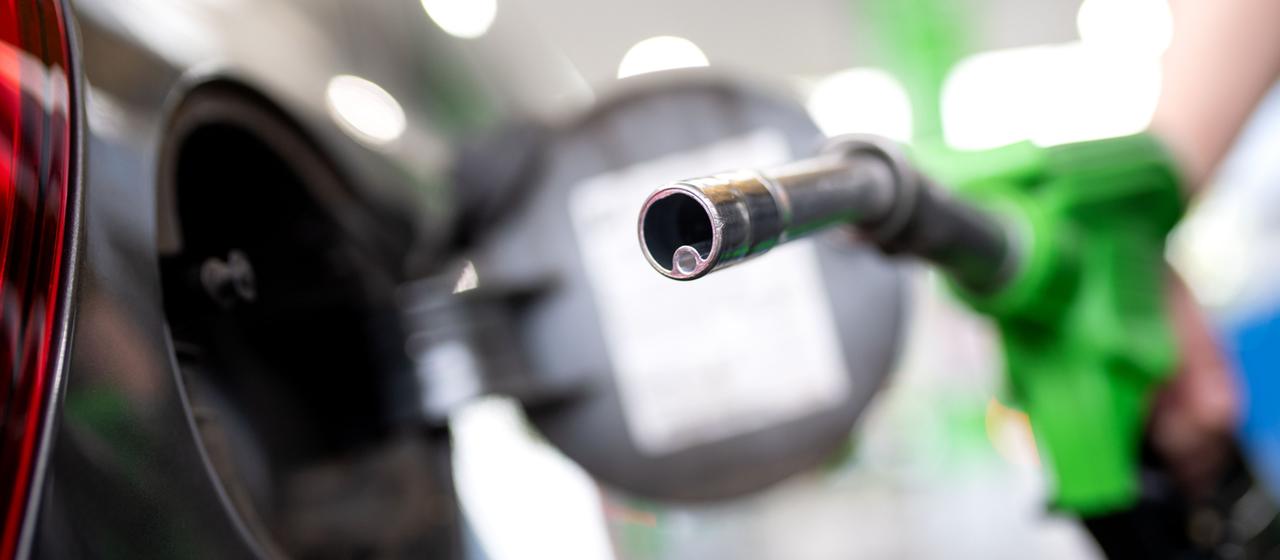 Ende des Tankrabatts lässt Spritpreise steigen