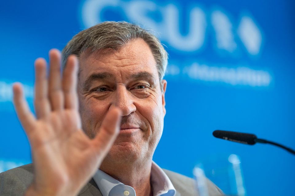 Tomaten-Angriff auf Ministerpräsident Markus Söder am Chiemsee