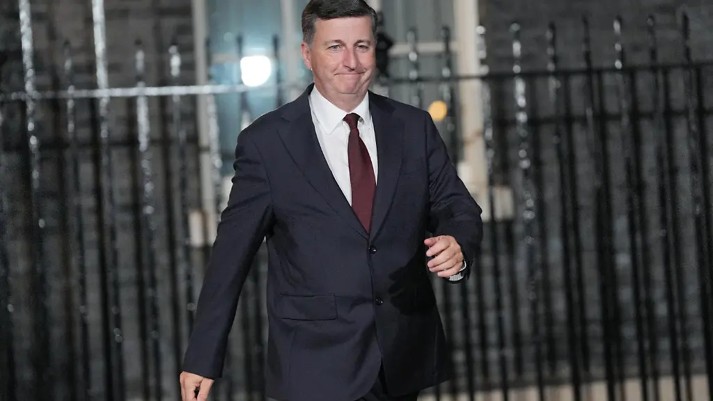 Kabinettsumbildung in London: Neuer britischer Premier holt zurückgetretenen Verteidigungsminister zurück