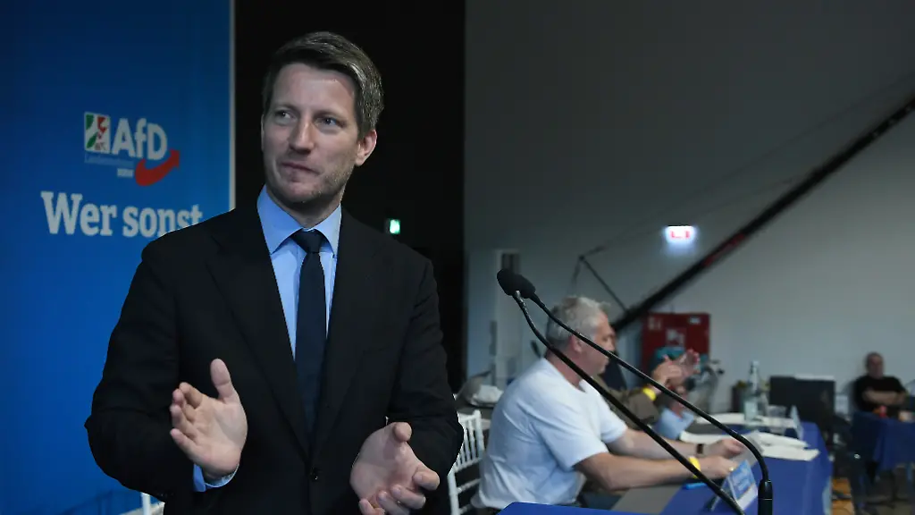 AfD-Vorstand und NRW-Landeschef im Konflikt