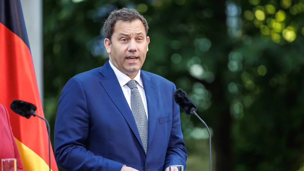 Finanzminister Klingbeil plant höhere Neuverschuldung