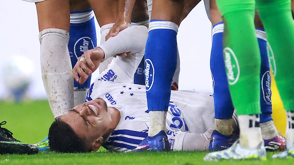 Fußballer Gabriel Pec erleidet Schienbeinbruch