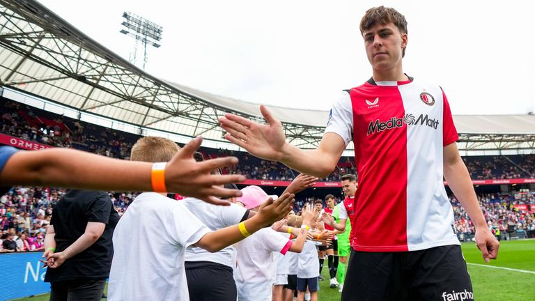 Transferupdate: VfB Stuttgart verpflichtet Leo Sauer