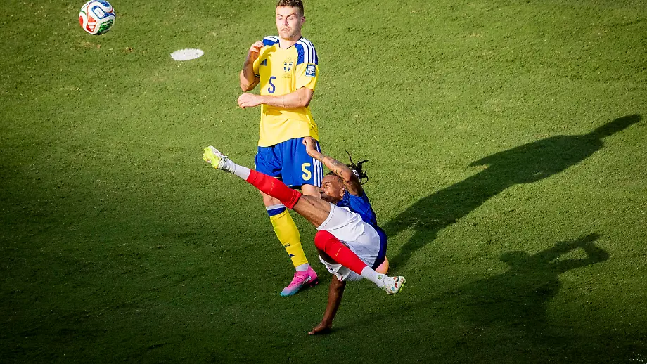 Bayern-Spieler beeindruckt: Olises unglücklicher Moment