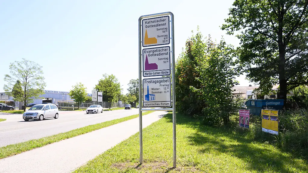 Penzberg führt Hinweisschilder für muslimisches Freitagsgebet ein