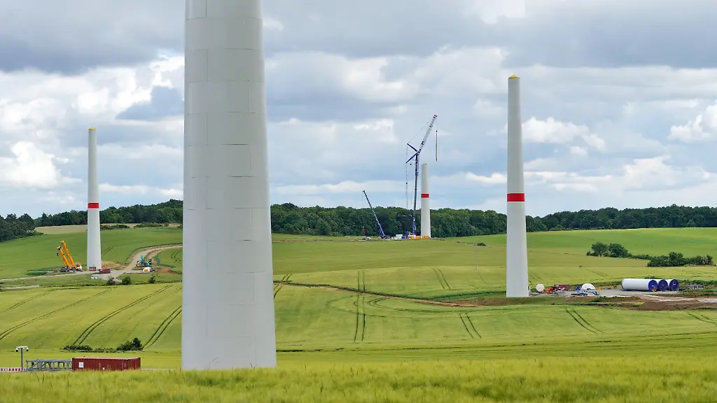Die Zukunft der Energie: Chancen und Herausforderungen der Energiewende in Deutschland