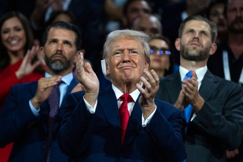 Donald Trumps Finanzerklärung: Hohe Einnahmen aus Kryptogeschäften und Immobilien
