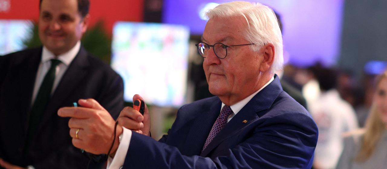 Bundespräsident Steinmeier besucht die Gamescom: Chancen und Risiken