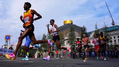 Amanal Petros gewinnt Marathon bei der EM in Birmingham
