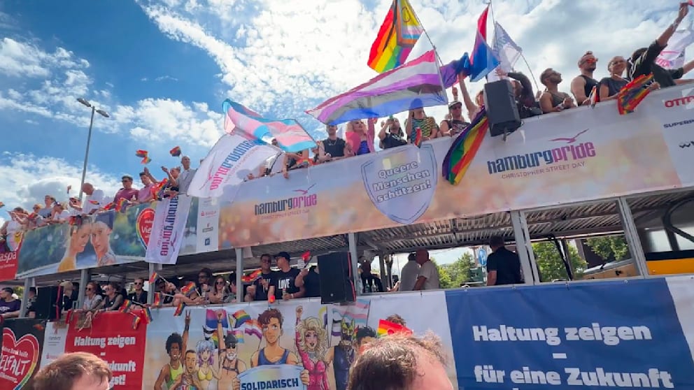 Hamburgs CSD nach Anschlag in Berlin: Eindrücke und Stimmung