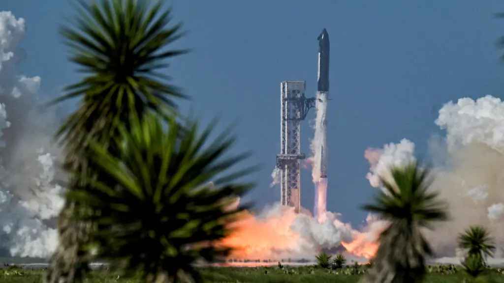 SpaceX plant riesigen Weltraumbahnhof in Louisiana