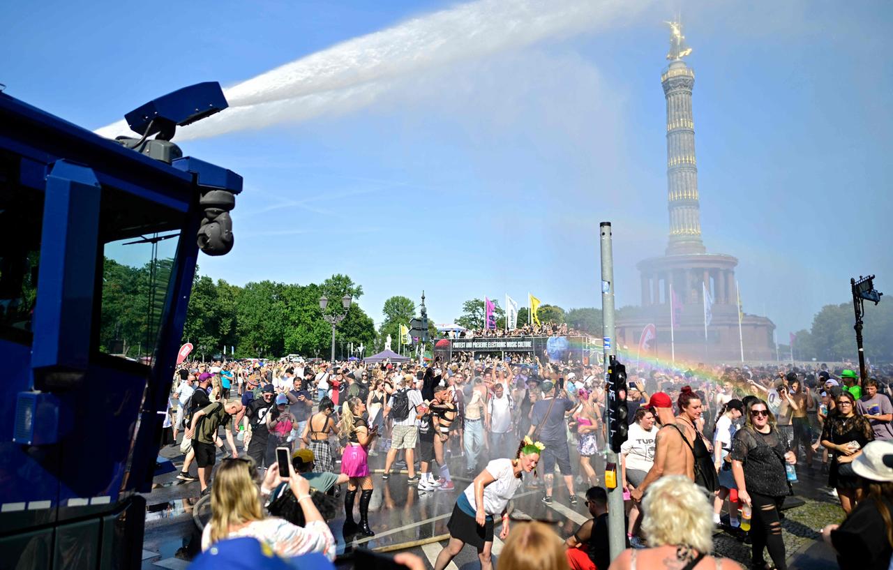 Techno-Parade ‚Rave the Planet‘ in Berlin: Ein Zeichen für Frieden und Gemeinschaft
