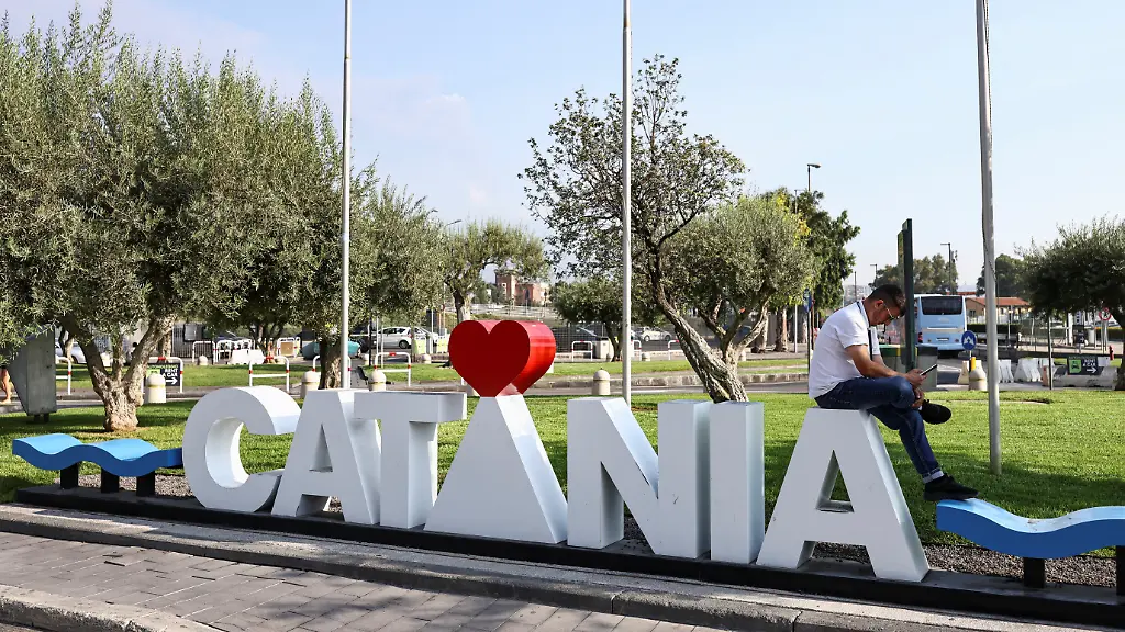 Vulkanausbruch auf Ätna: Flughafen Catania nimmt Betrieb wieder auf