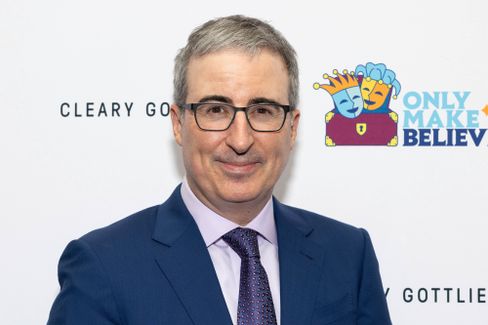 John Oliver als Gaststar in US-Seifenopern