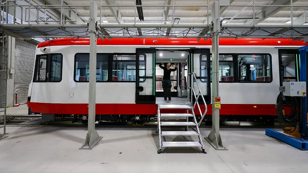 Dortmunds Neue Stadtbahnen: Verzicht auf Klimaanlagen sorgt für Unmut