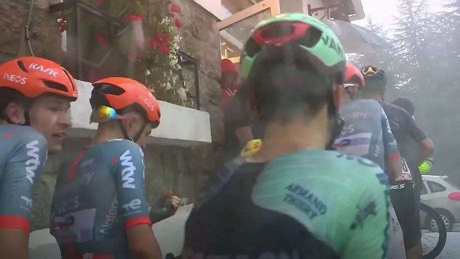 Pogacar dominiert Vuelta mit beeindruckendem Solo