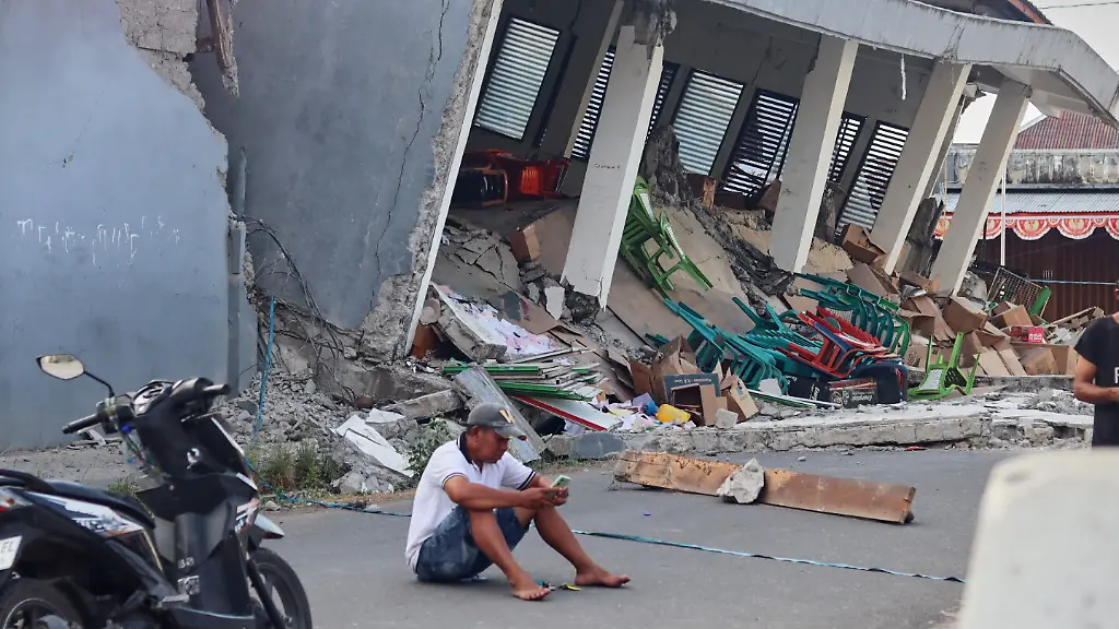 Erdbeben in Indonesien: Zahl der Todesopfer steigt auf 53