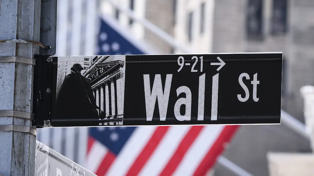 Rekordstände an den Börsen: Dow-Jones-Index und Amazon erreichen neue Höhen