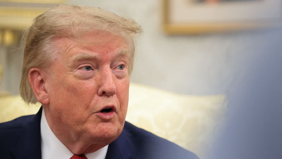 Trump kritisiert CNN-Reporterin im Oval Office