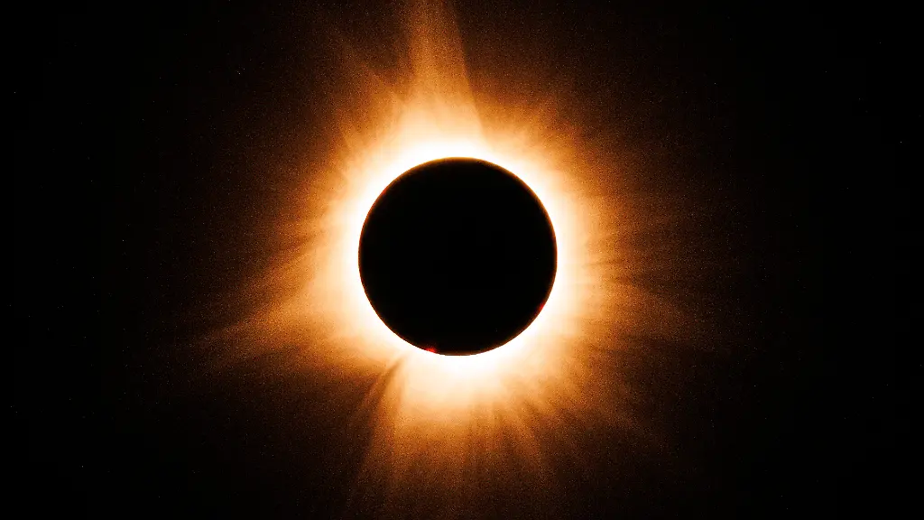 Totale Sonnenfinsternis in Europa: Sichtbarkeit und Schutzmaßnahmen