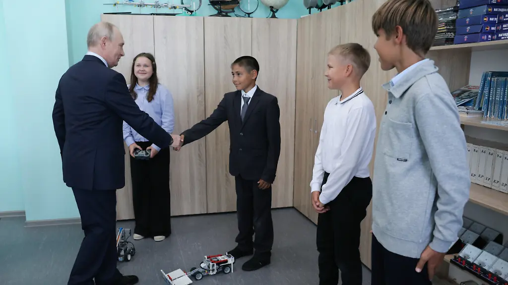 Putins Besuch auf den Kurilen-Inseln sorgt für Spannungen mit Japan