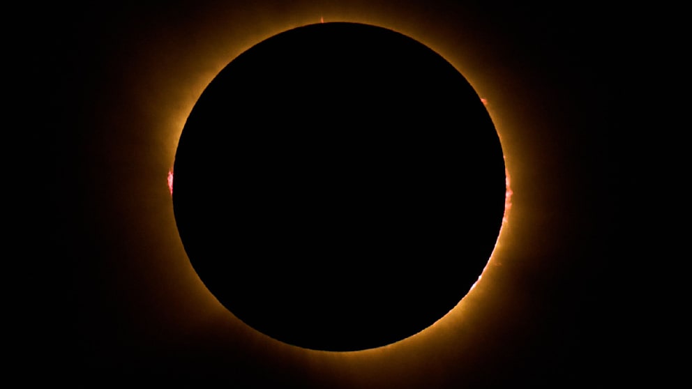 Erleben Sie die Sonnenfinsternis in 90 Sekunden