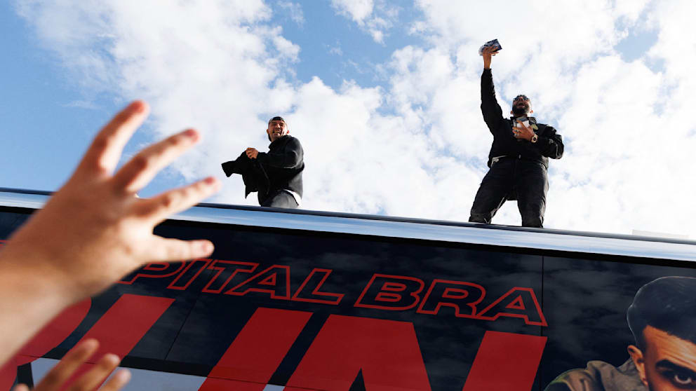 Großer Andrang bei Promotion-Event von Capital Bra in Berlin