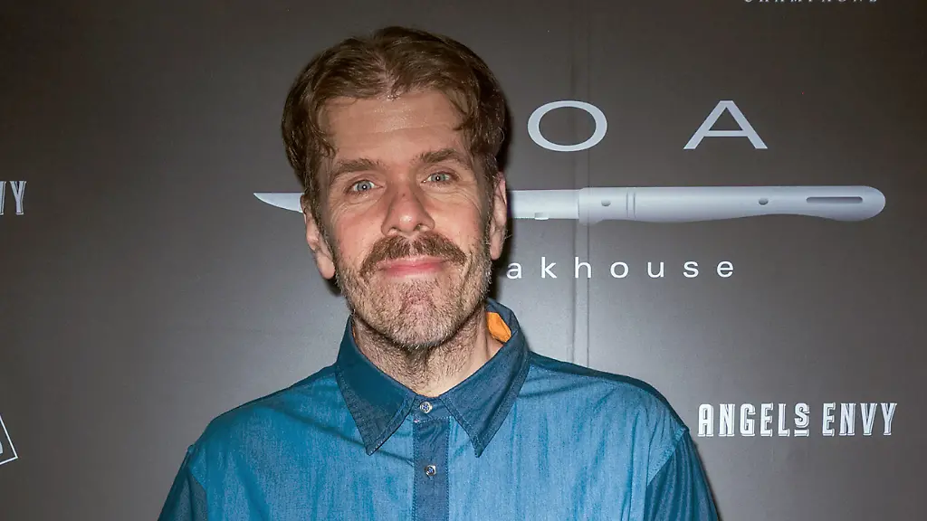 Perez Hilton verletzt sich in Livestream – Mutter beantragt Sorgerecht für Kinder