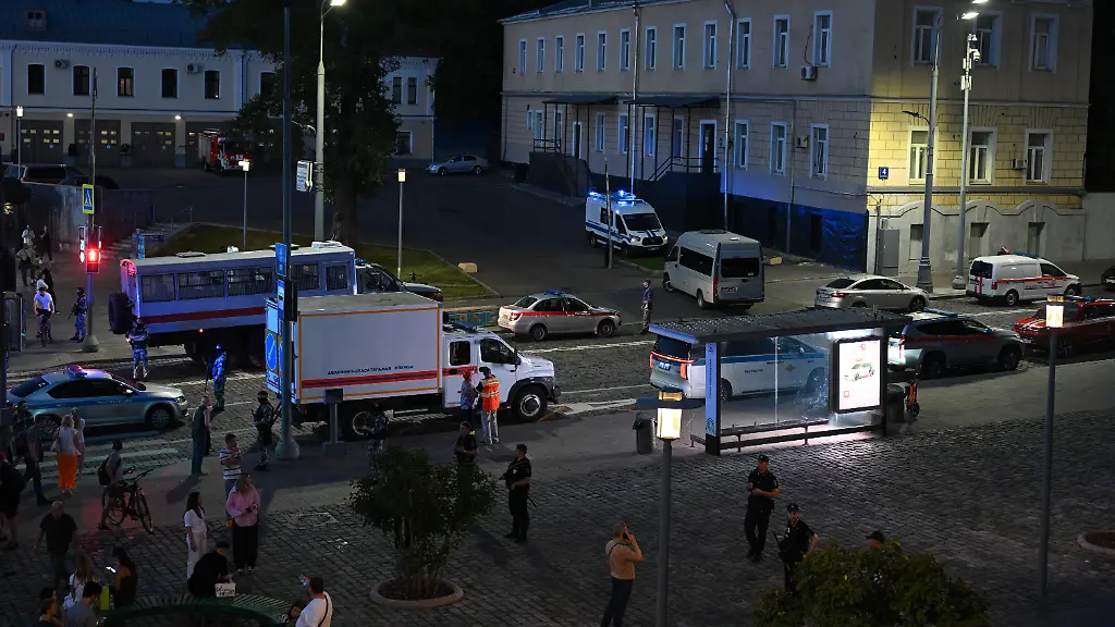 Explosion in Moskau: Drei Tote und Verletzte