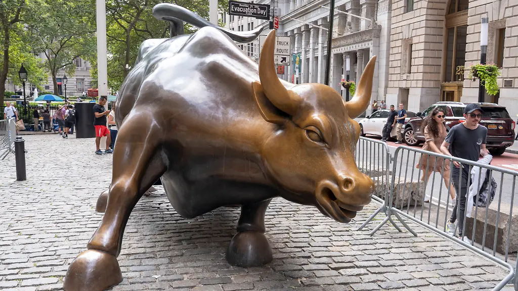 Palantir erhöht Umsatzprognose: KI-Boom und Iran-Verhandlungen beflügeln Wall Street