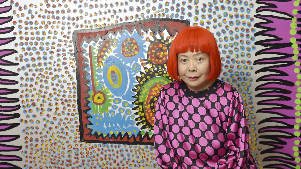 Die einzigartige Kunst von Yayoi Kusama und ihr bewegtes Leben