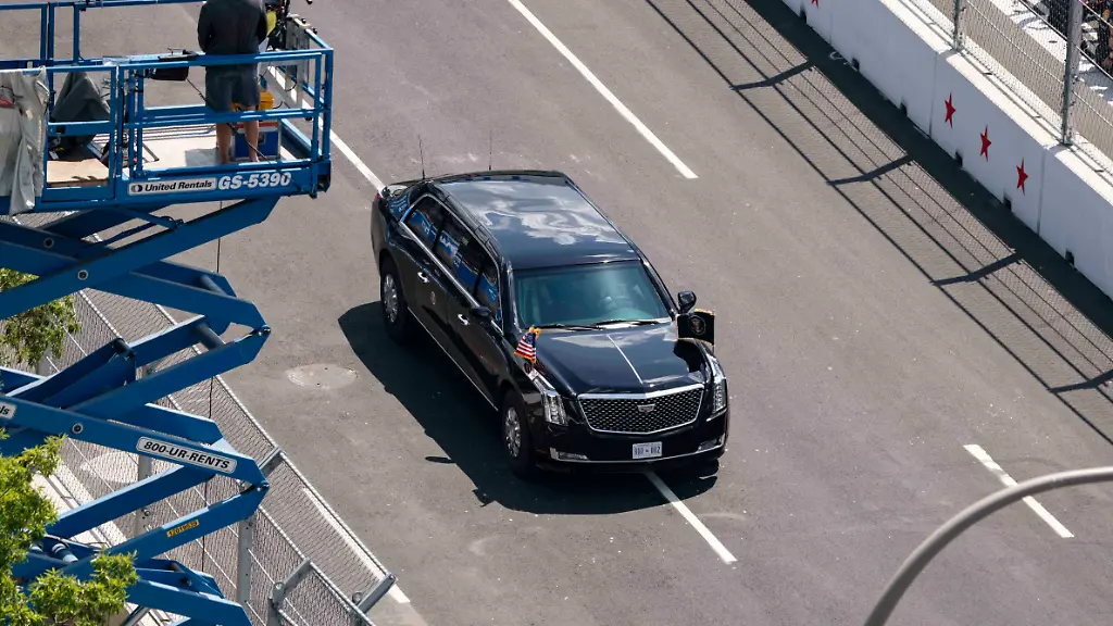Donald Trump eröffnet spektakuläres IndyCar-Rennen in Washington