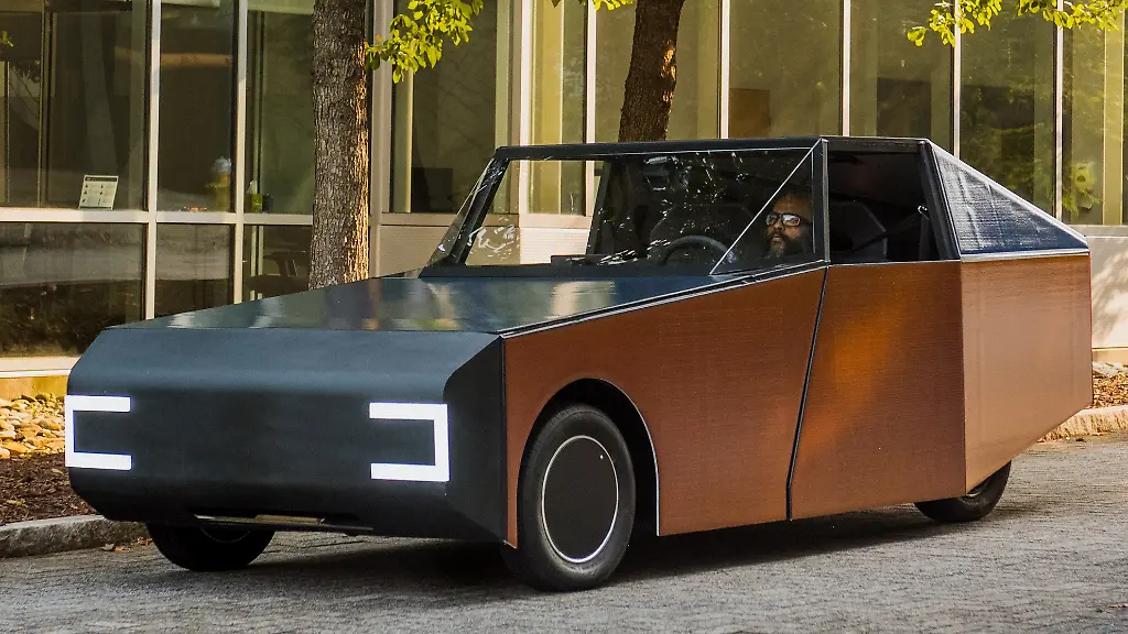 BMW und Clemson University entwickeln energiepositives Solarauto Luminetta