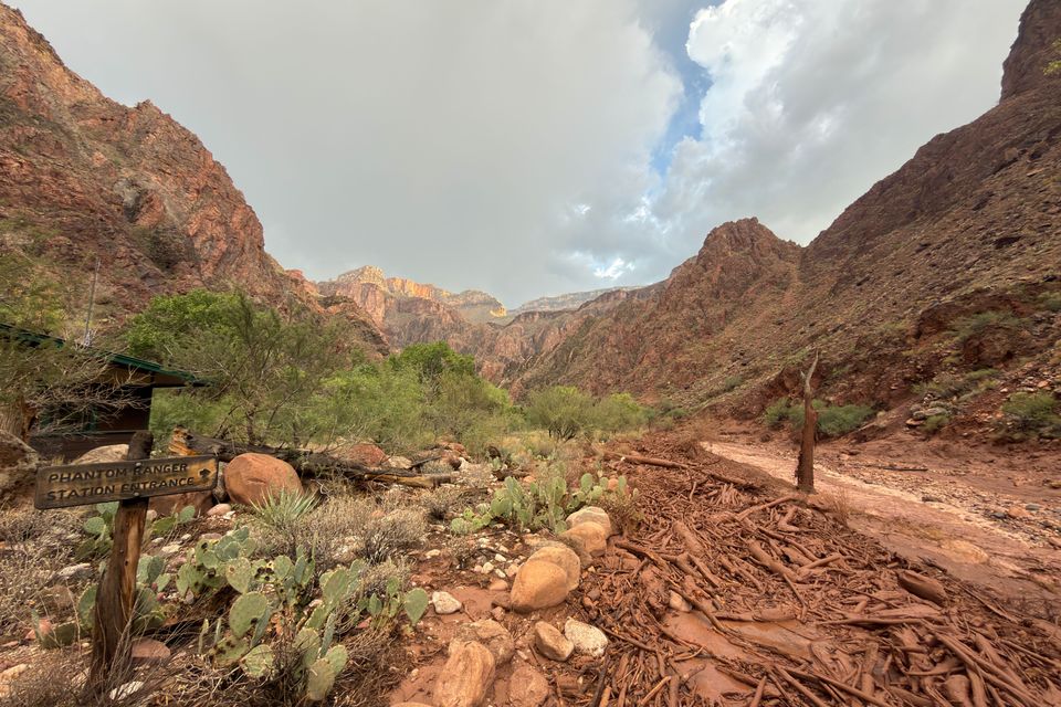 Suchaktion nach Sturzflut im Grand Canyon Nationalpark
