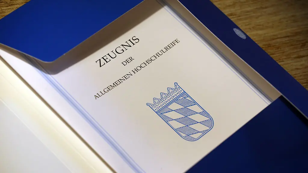 Kindergeld nach dem Schulabschluss: Was Sie beachten sollten