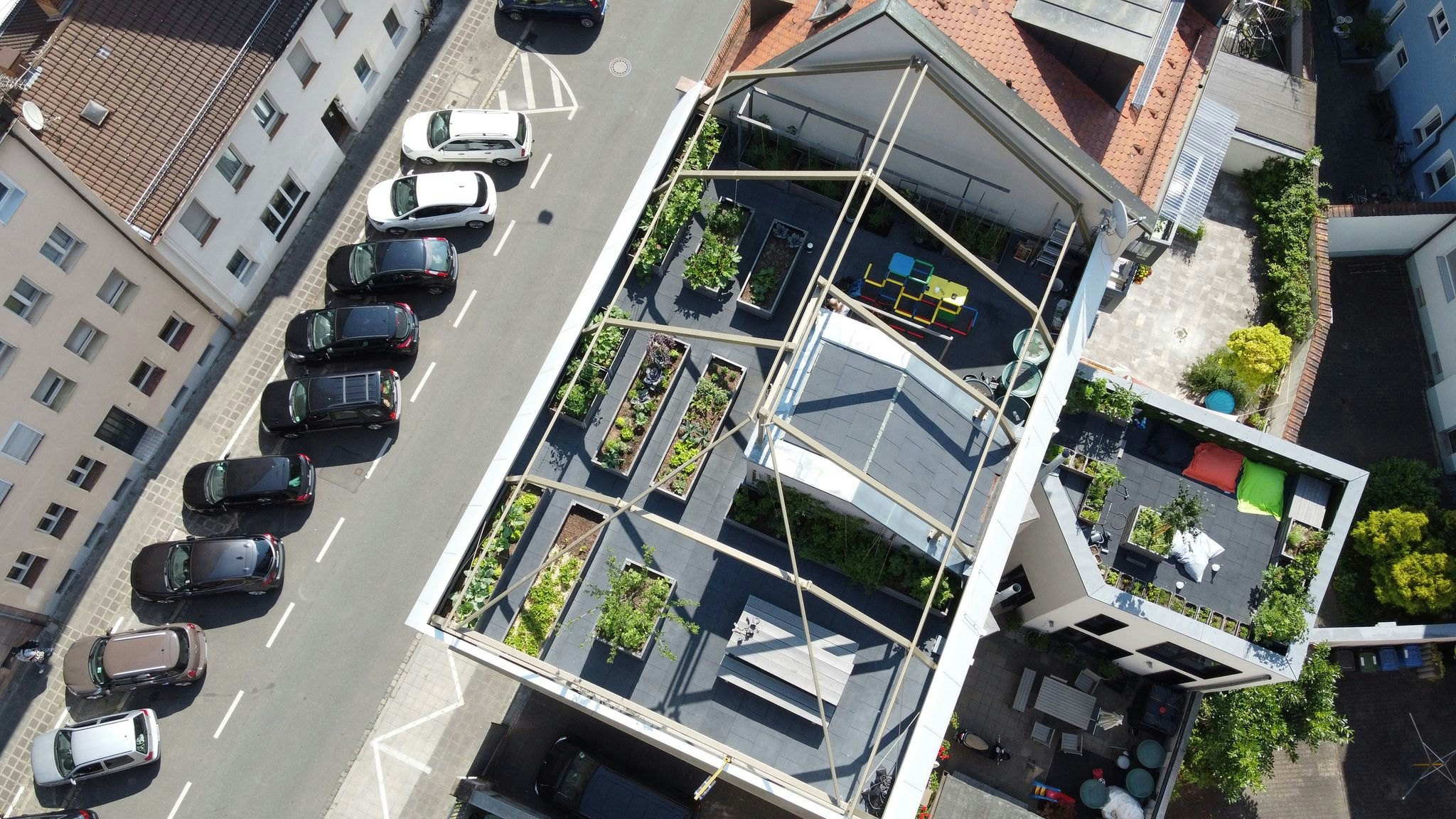 Eine grüne Oase in der Stadt: Der Dachgarten von Architekt Jürgen Lehmeier