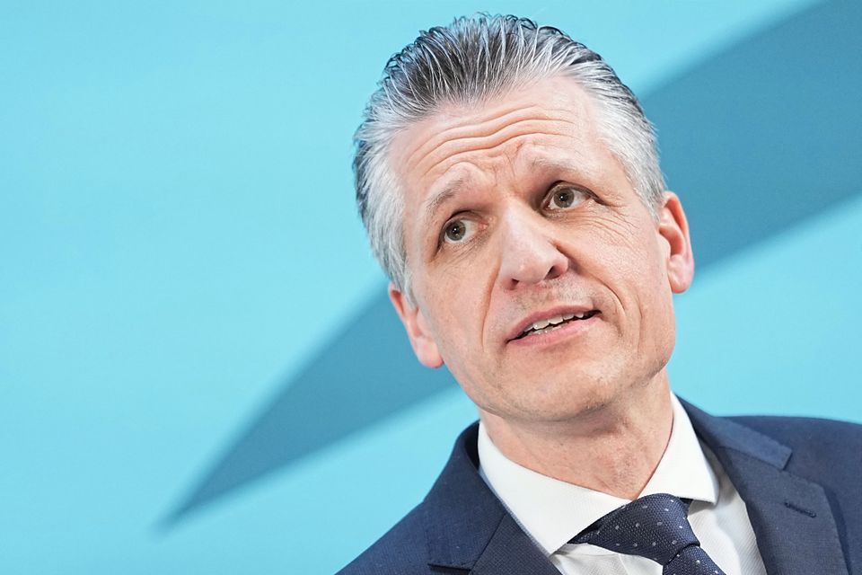 Debatte über die Abschaffung der Frührente mit 63