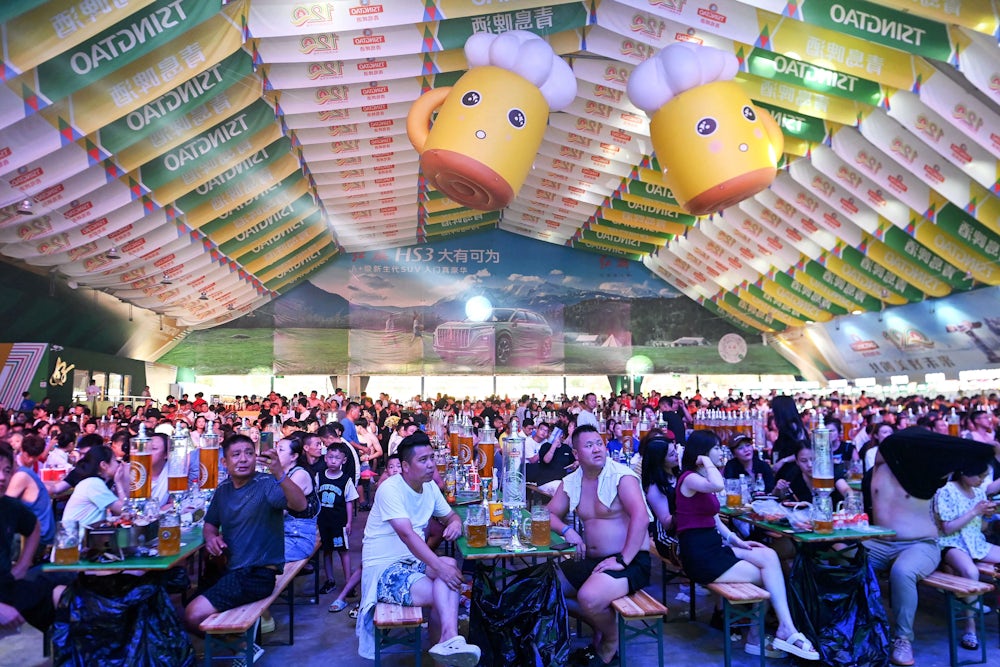 Oktoberfest in Qingdao: Ein chinesisches Biererlebnis