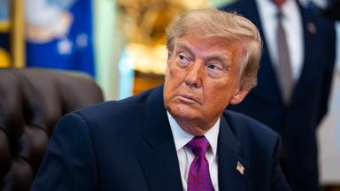 Juristisches Tauziehen: Richterin setzt Trumps Briefwahl-Pläne wieder außer Kraft